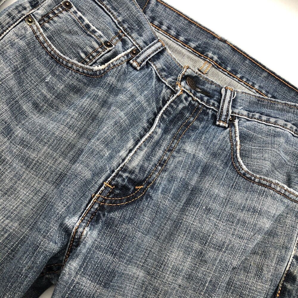 Levi's 505 Men's Straight Leg Jeans Size 32x30 (32x29 actual) Medium Wash